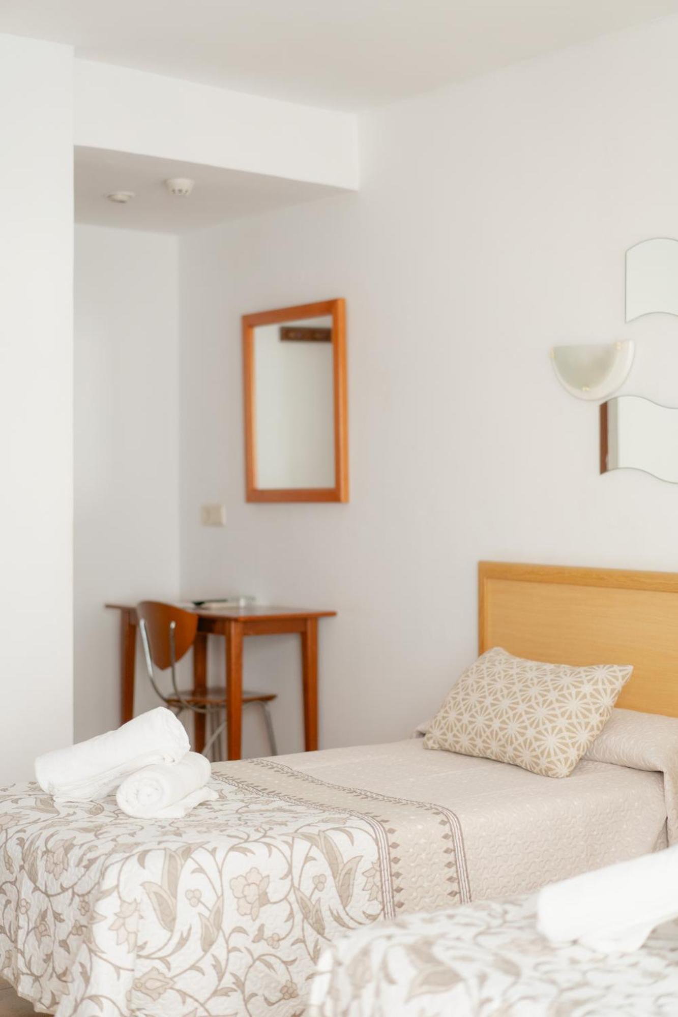 Hotel Santa Faz (Adults Only) Бенидорм Экстерьер фото