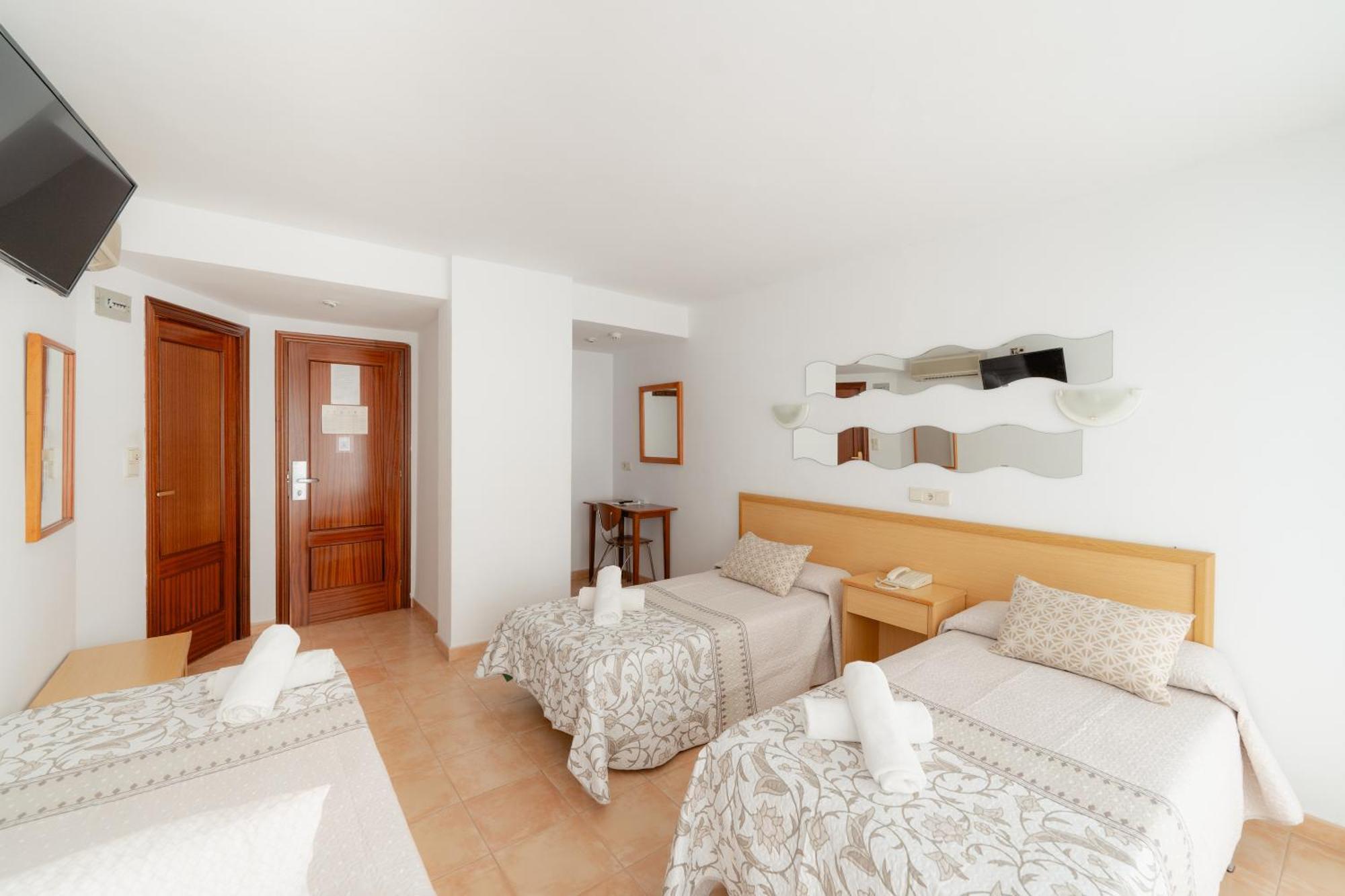 Hotel Santa Faz (Adults Only) Бенидорм Экстерьер фото
