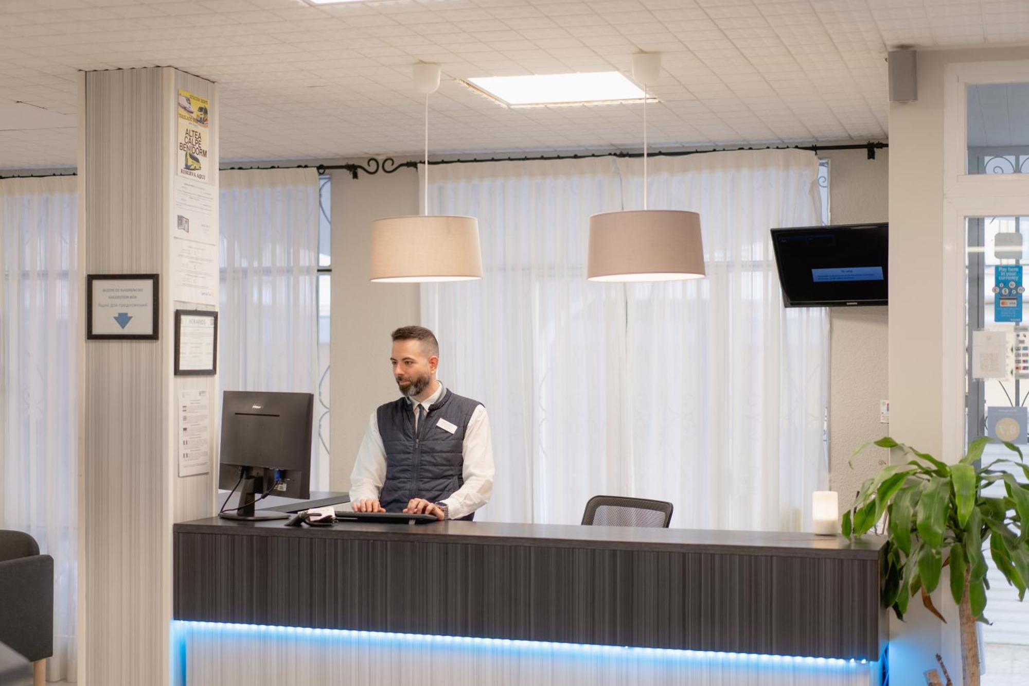 Hotel Santa Faz (Adults Only) Бенидорм Экстерьер фото