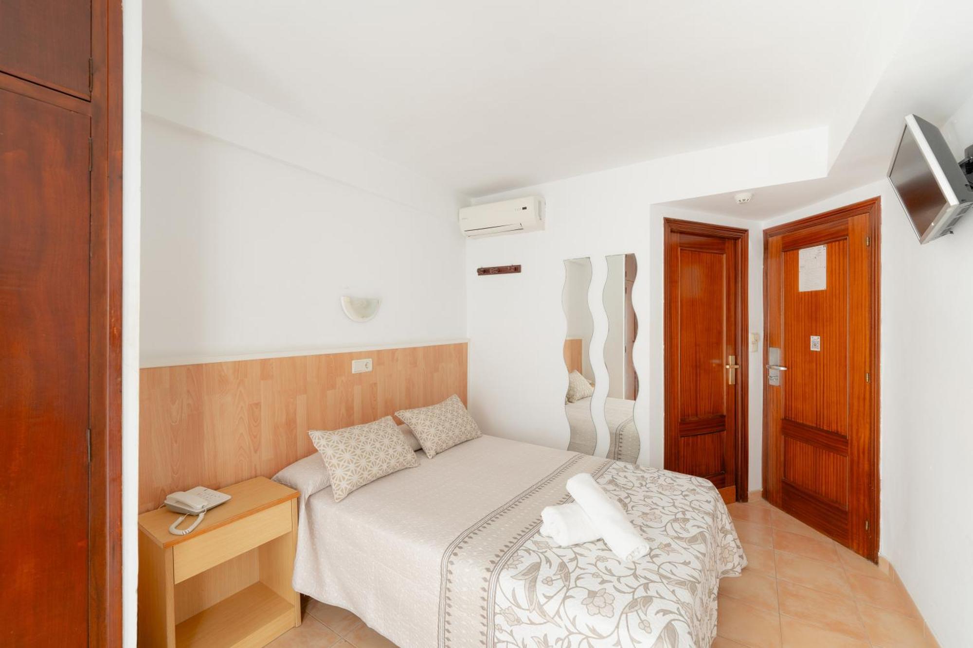 Hotel Santa Faz (Adults Only) Бенидорм Экстерьер фото